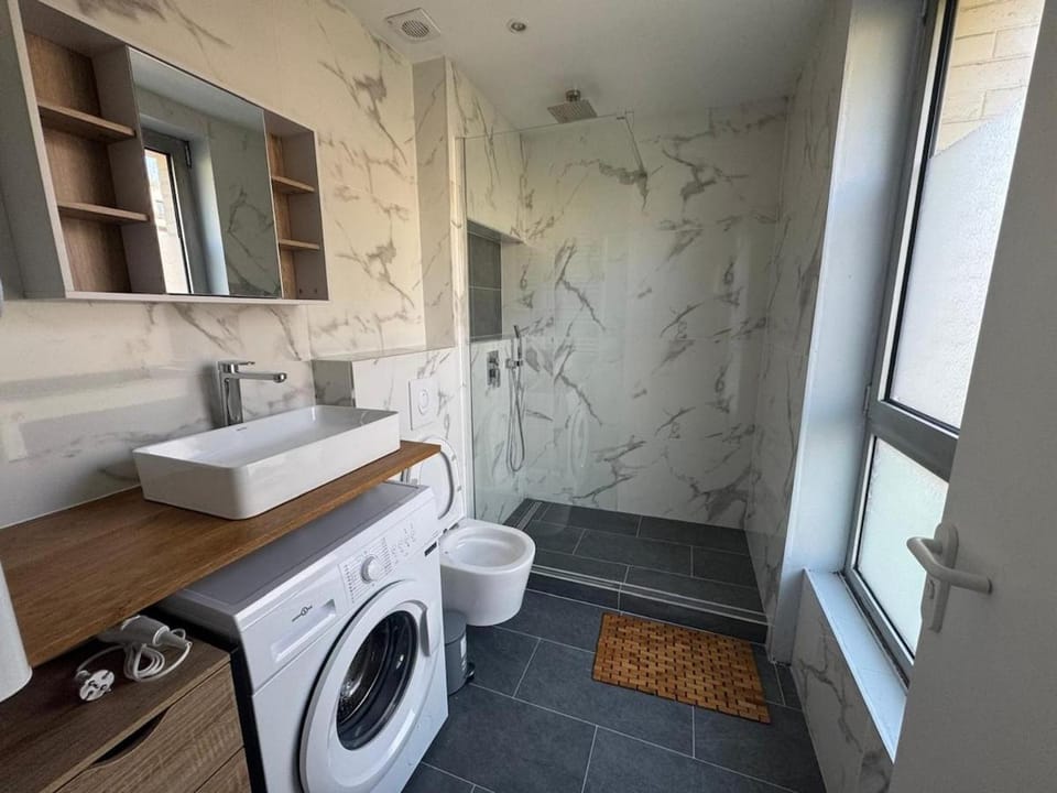 studio neuf Palais des Congrès Porte Maillot 20 Apartment in Levallois-Perret