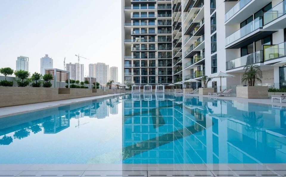 Chic Jvc 1br Pool Access, Balcony & Parking Apartment in Dubai