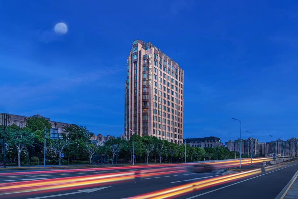Property building, Night