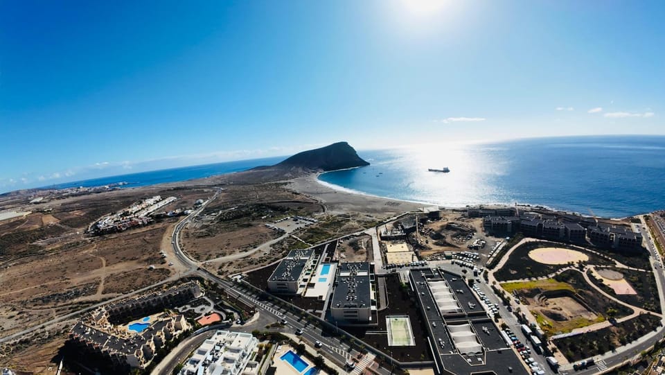 Nearby landmark, Natural landscape, Bird's eye view, Beach, Mountain view, Pool view, Sea view, Swimming pool