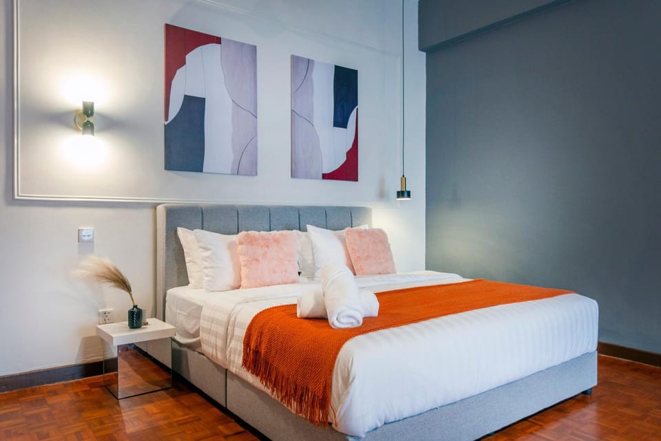 Bed, Photo of the whole room, Bedroom