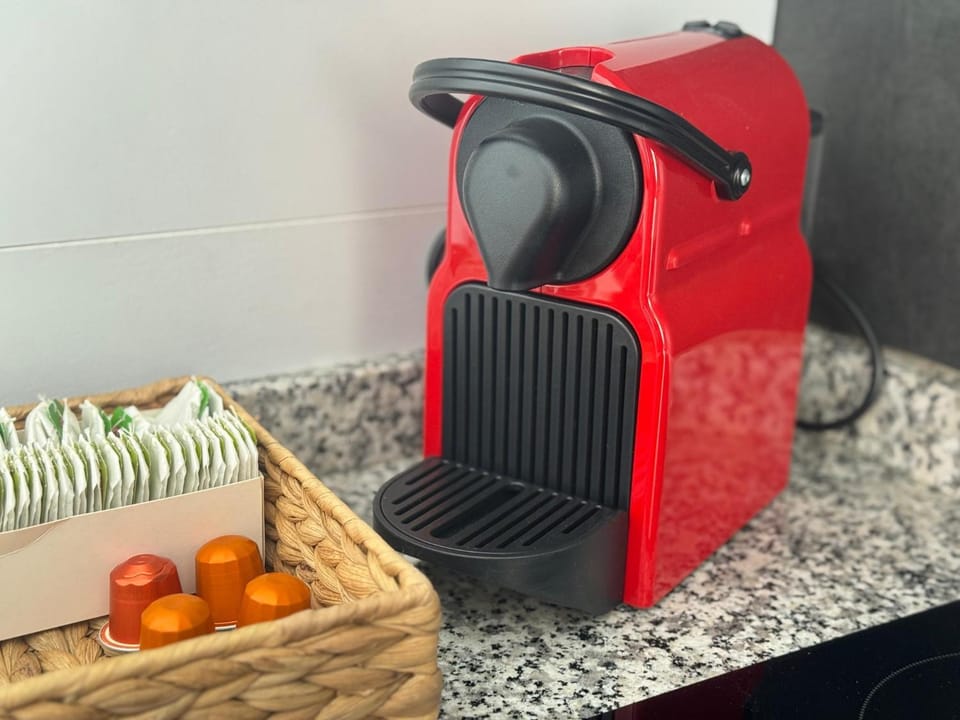 Coffee/tea facilities, Kitchen or kitchenette