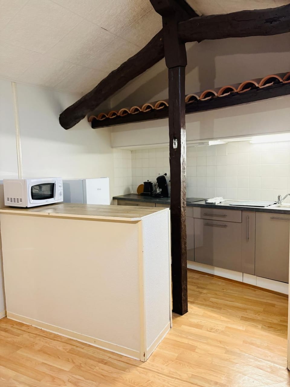 Appartement Proche Place Soult l 2 Chambres l Climatisé Apartment in Occitanie