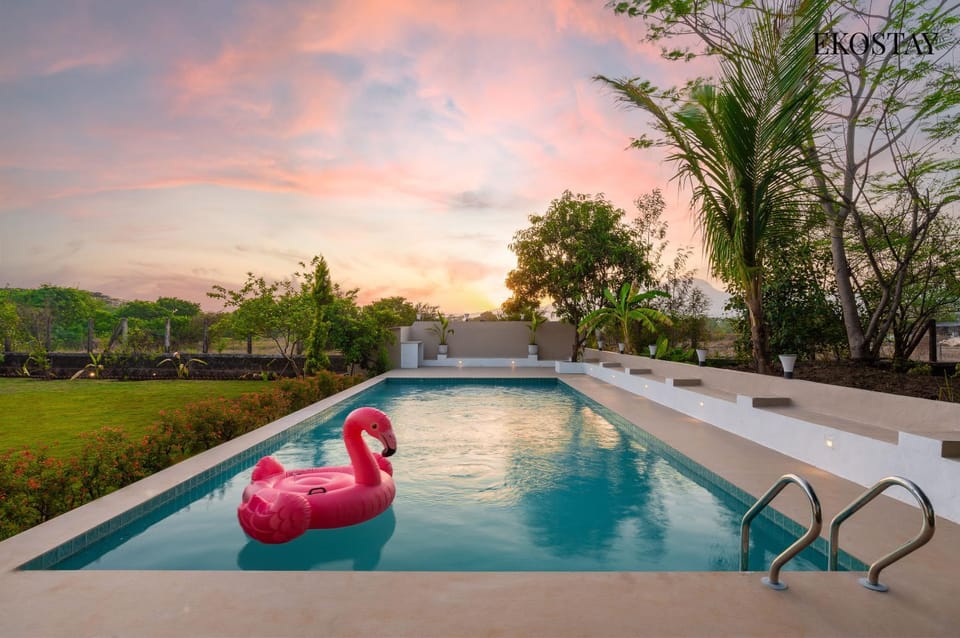 Natural landscape, Garden view, Pool view, Swimming pool, Sunset