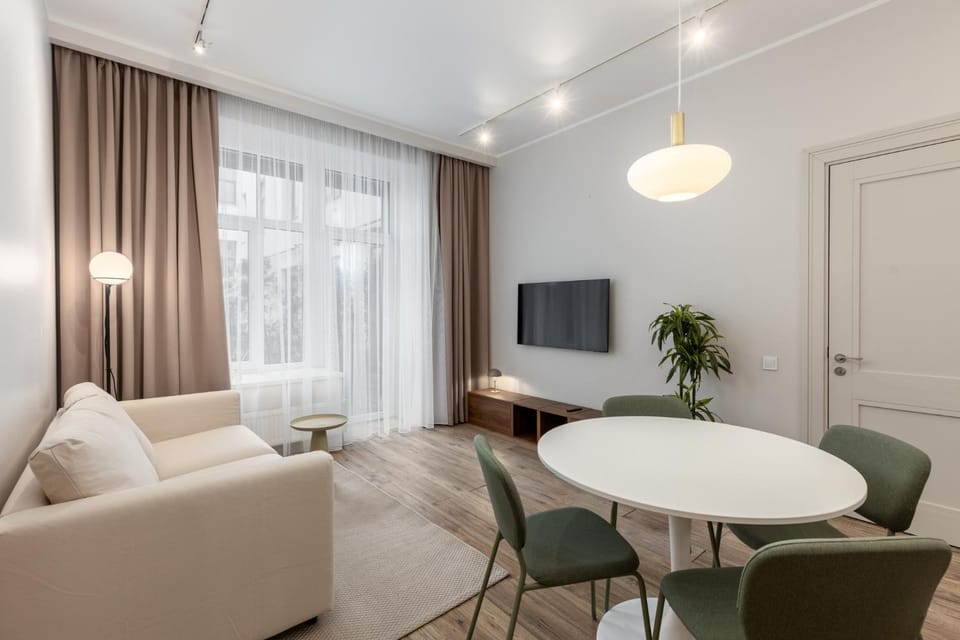 TV and multimedia, Living room, Dining area