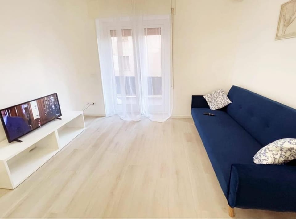 Carlo's ZR141 Sanremo Market Apartment in Sanremo