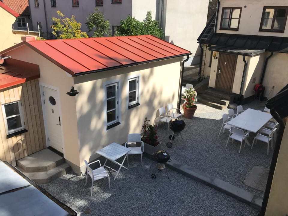 Property building, Patio