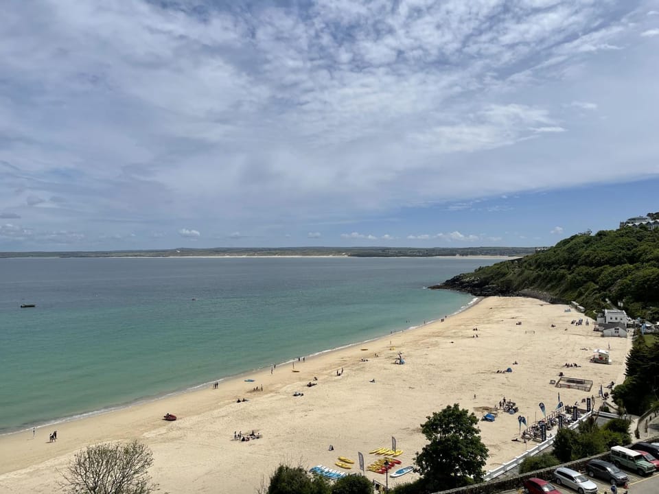 Property building, Day, Natural landscape, Beach, Sea view