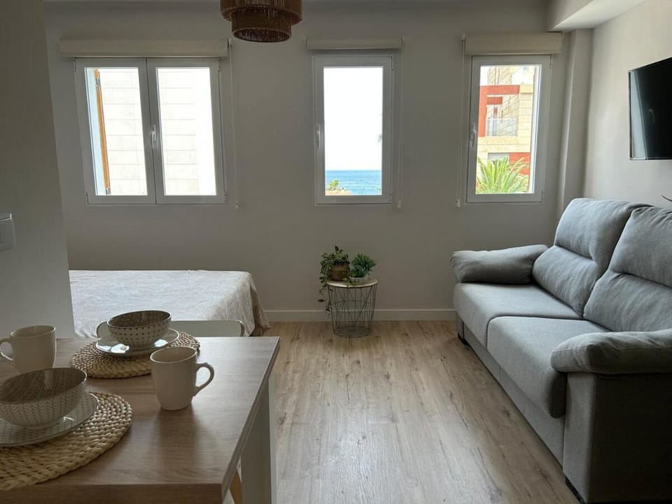 Dining area, Bedroom