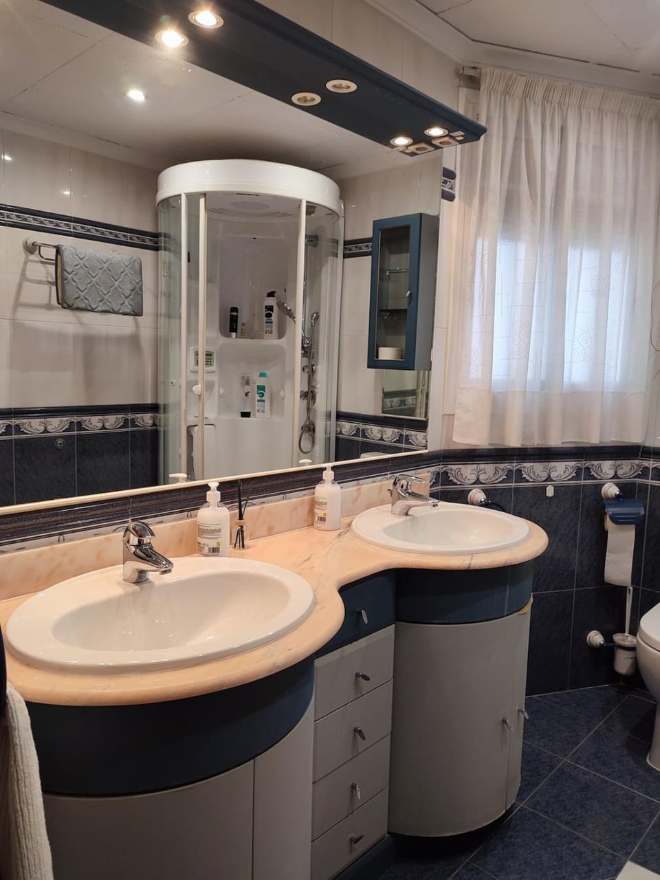 Pisazo muy amplio y confortable Apartment in Albacete