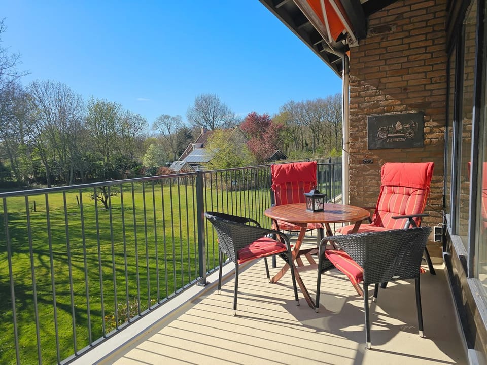 Property building, Balcony/Terrace