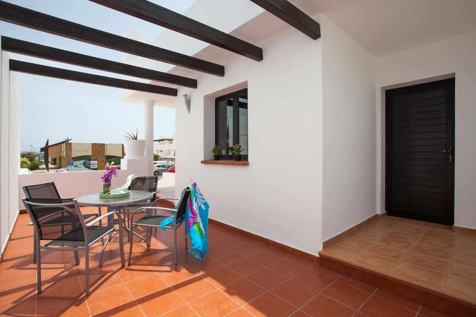 Casa Royal Park by Vacanzy Collection House in Corralejo