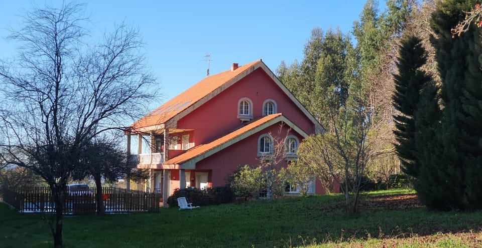 Property building, Day, Garden, Garden view