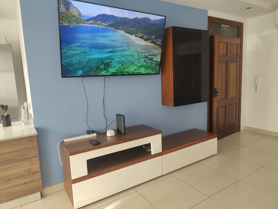TV and multimedia, Living room