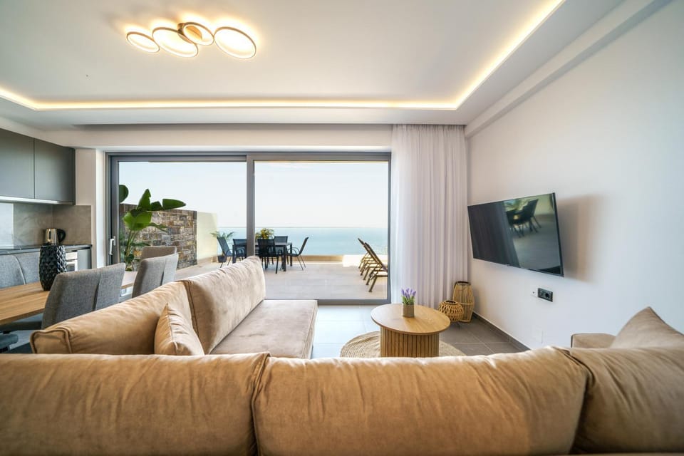 TV and multimedia, Seating area