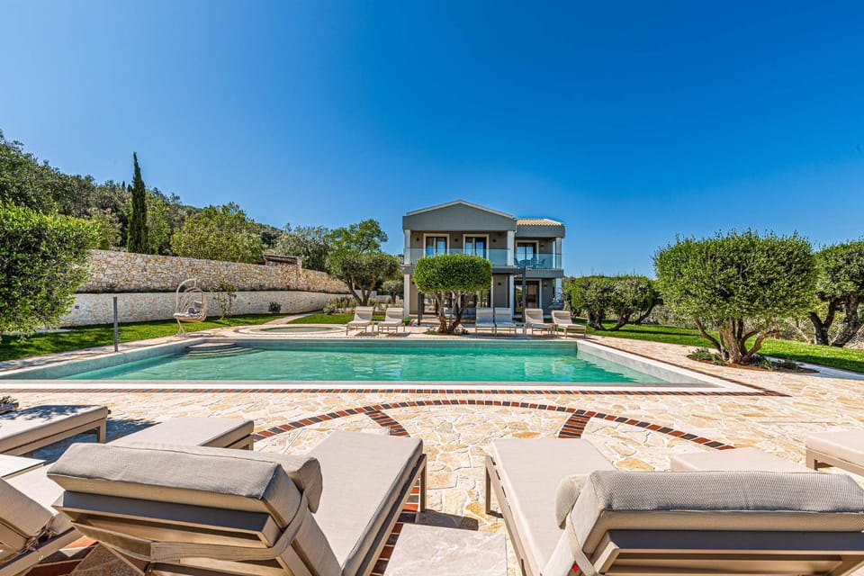 Garden, Swimming pool, Swimming pool, sunbed