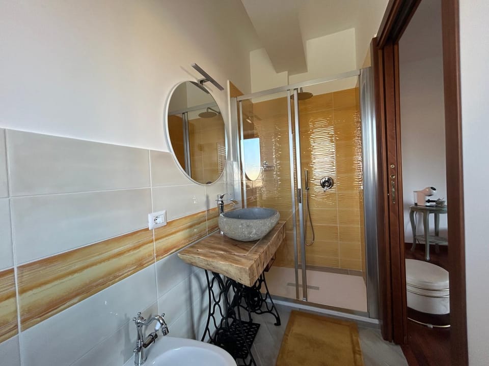Shower, Bathroom, Bedroom