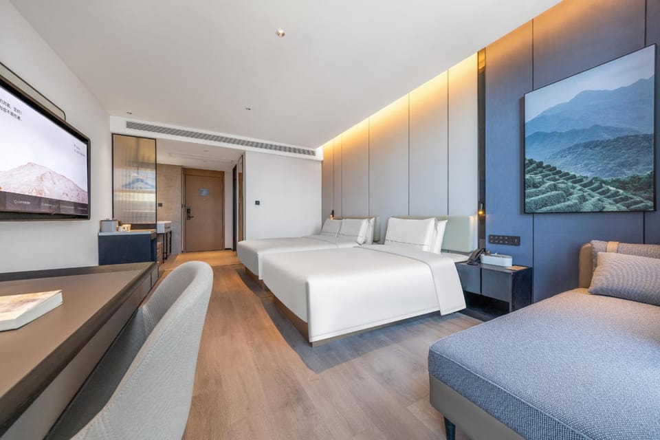 Atour Hotel Tianjin Xinkaihe Subway Station Hotel in Tianjin