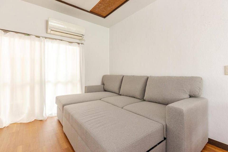 Flower House Apartment in Shibuya