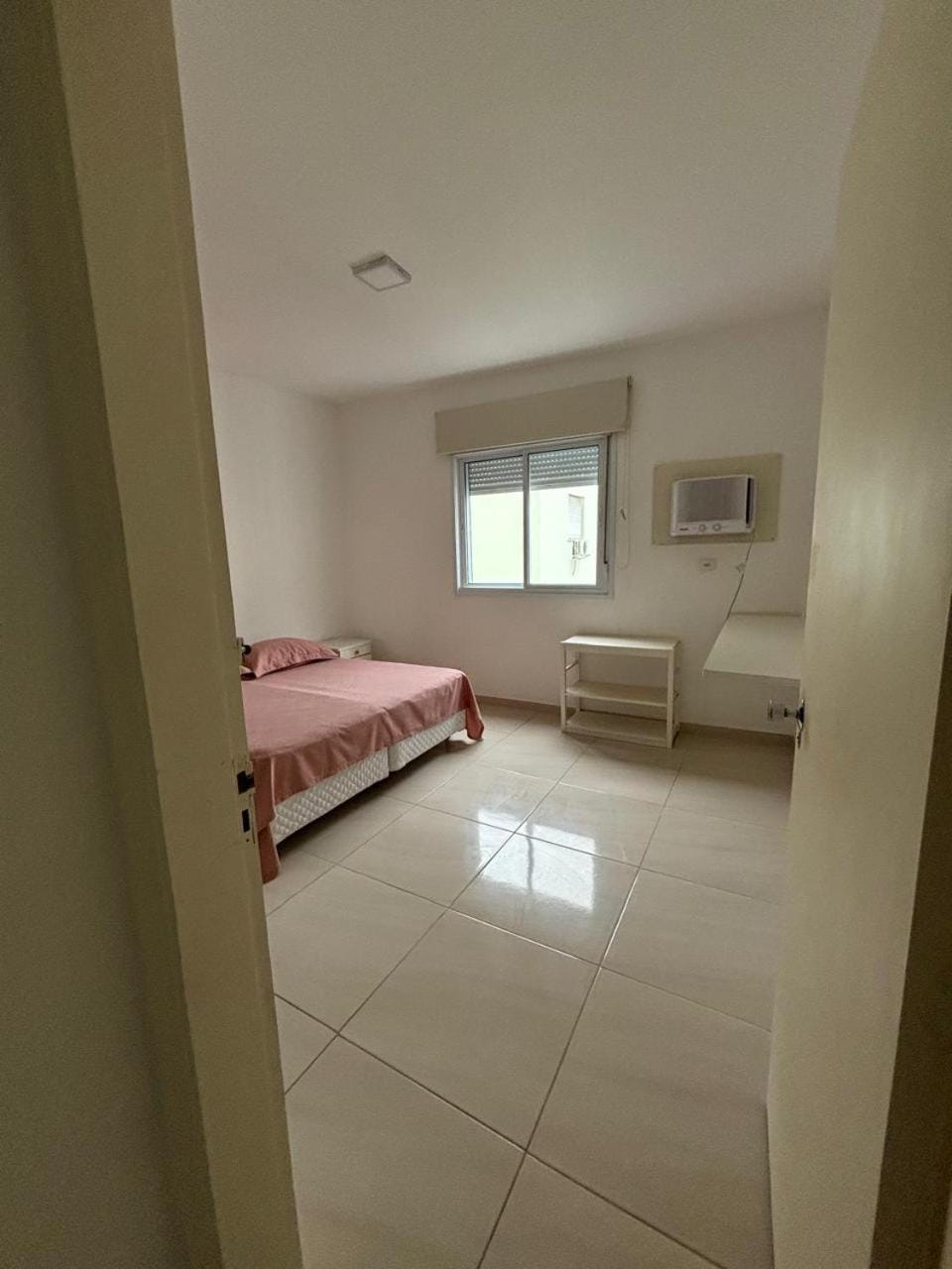 Apartamento Pitangueiras Guaruja 10C Apartment in State of São Paulo