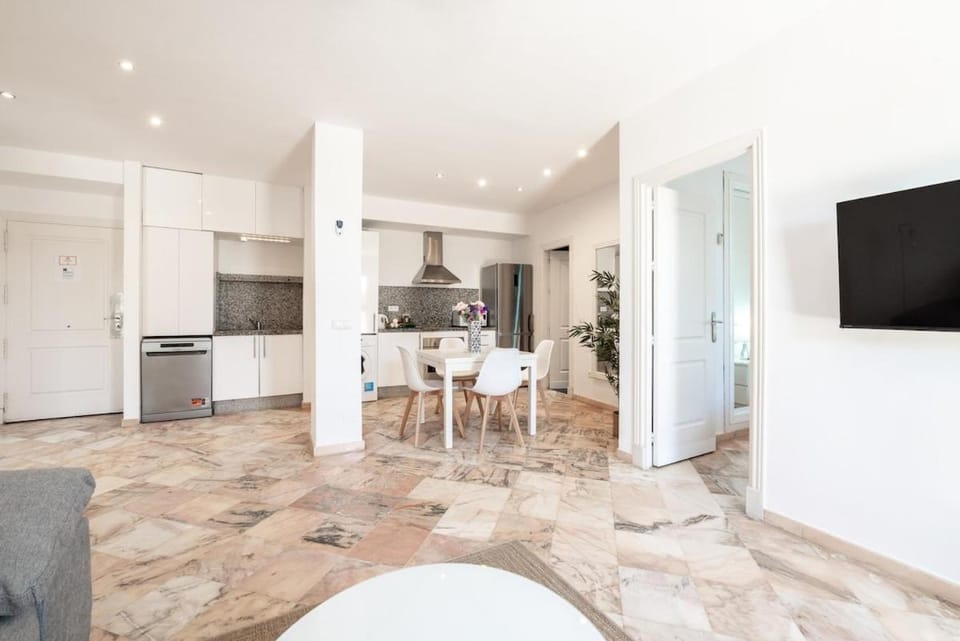 OleHolidays 805 Romana frente al mar Apartment in Marbella
