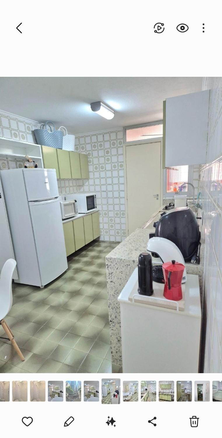 ap 100 meters from Pitangueiras Beach Apartment in State of São Paulo