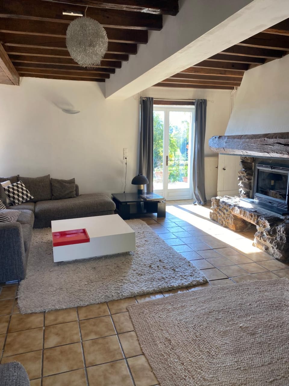 Living room, fireplace