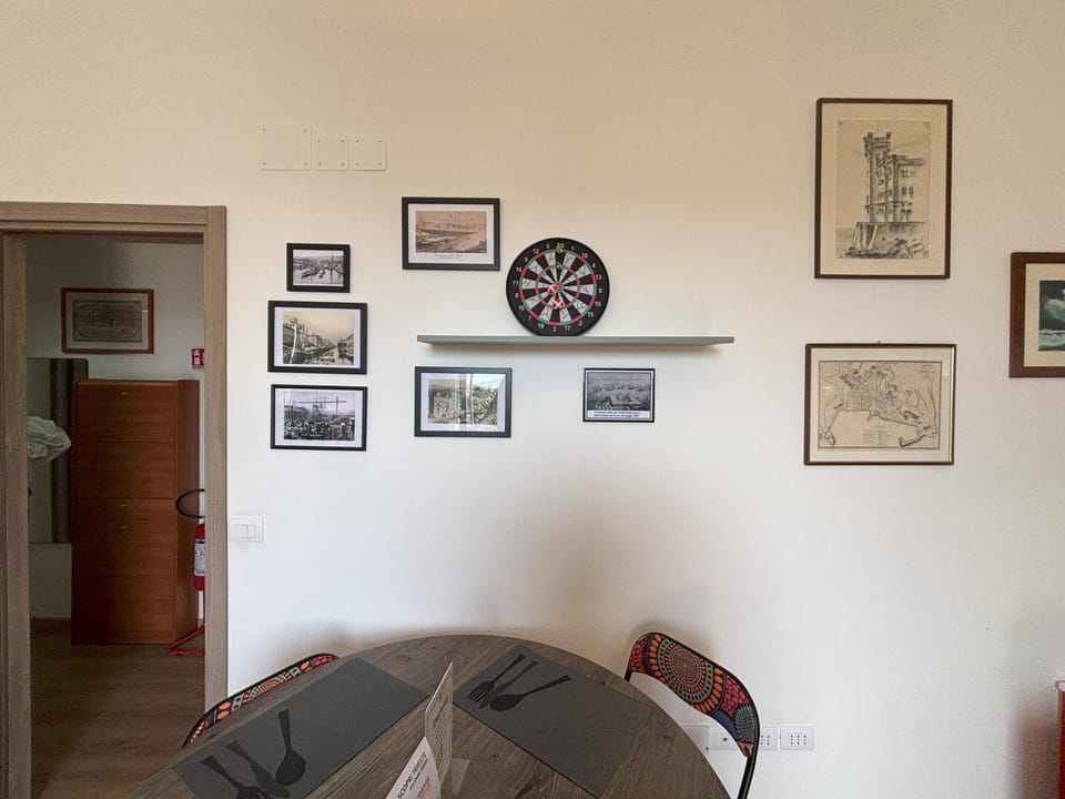 Living room, Decorative detail