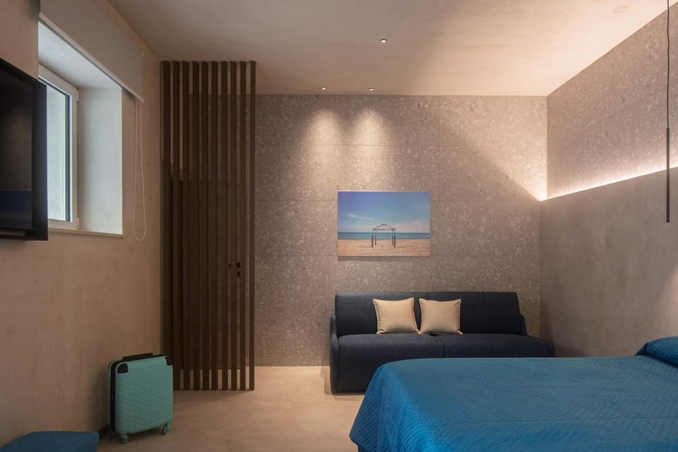 Living room, Bedroom
