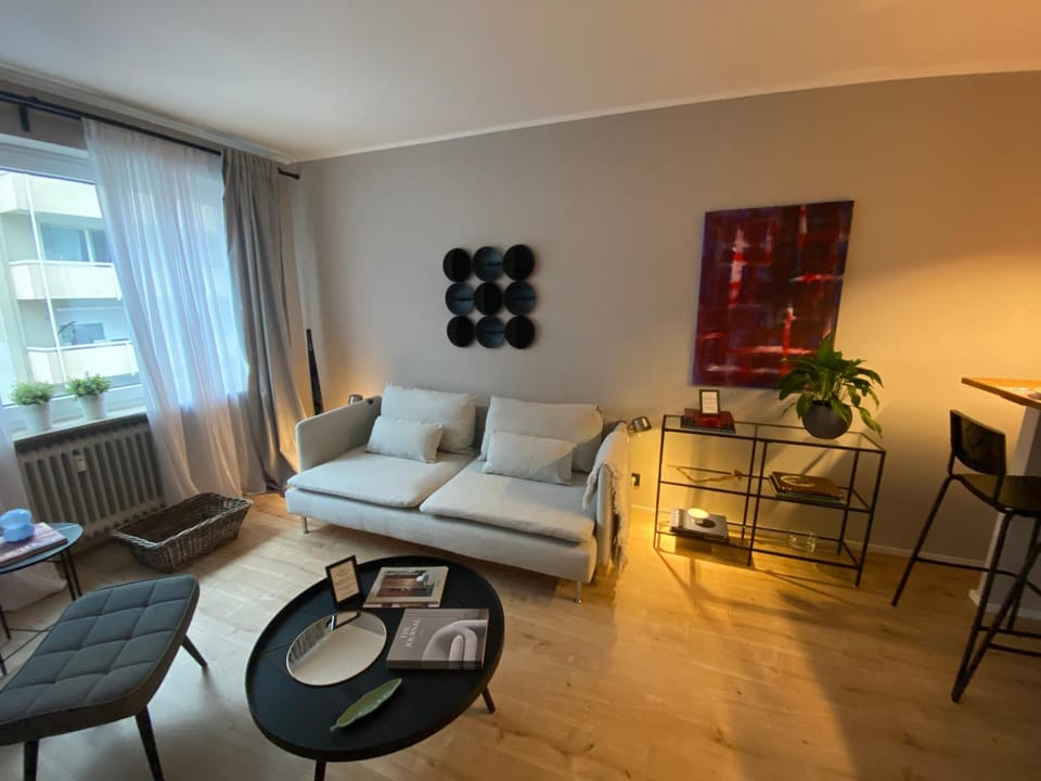 Living room, Seating area