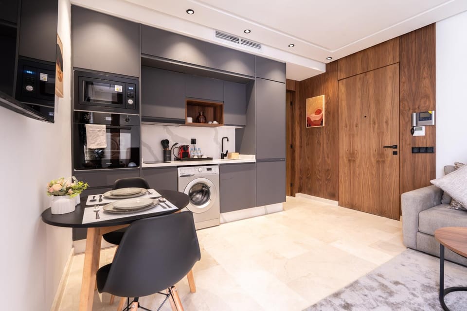 TV and multimedia, Coffee/tea facilities, Kitchen or kitchenette, Living room, Seating area, Dining area, oven, pet friendly