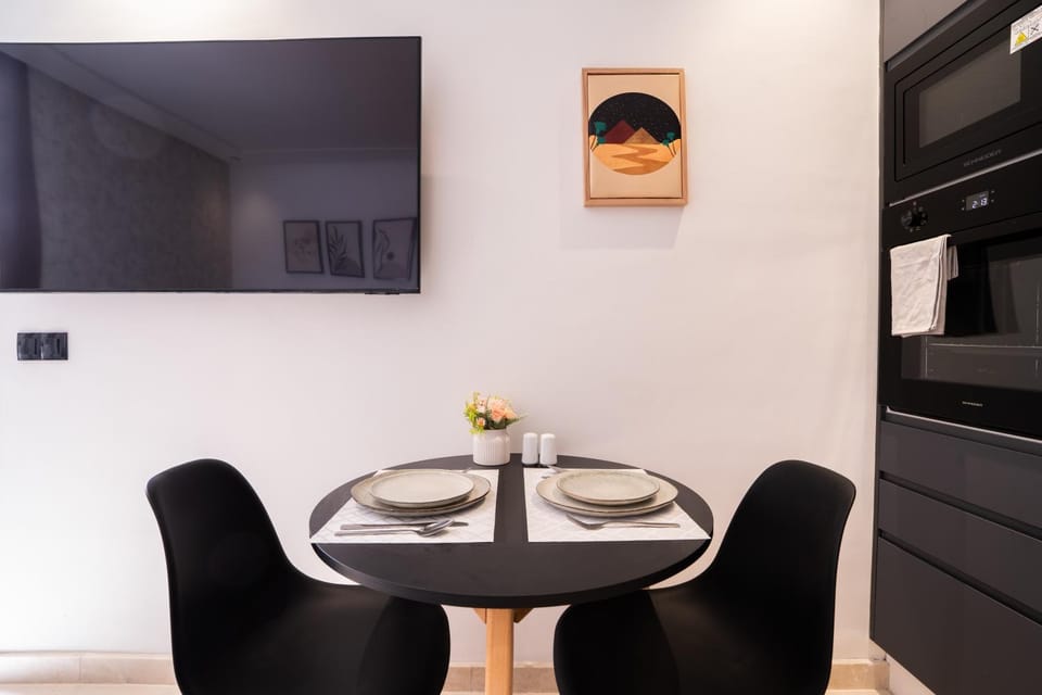 TV and multimedia, Dining area