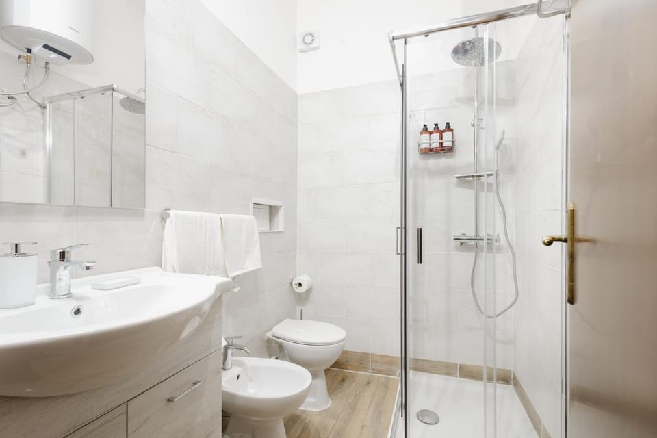 Shower, Toilet, Bathroom, bidet