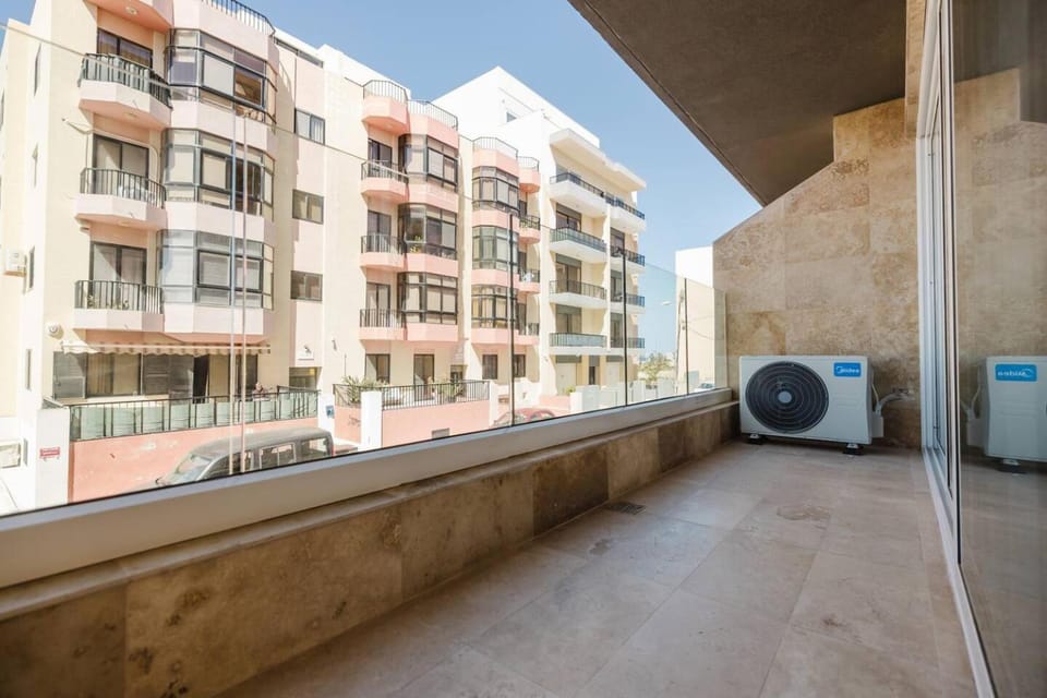 Clover Leaf Apartment B 01 by Homely Malta! Apartment in Saint Paul's Bay