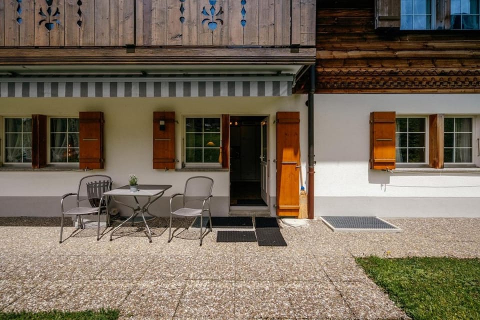 Charming apartment in a Chalet house Apartment in Canton of Bern (Region)
