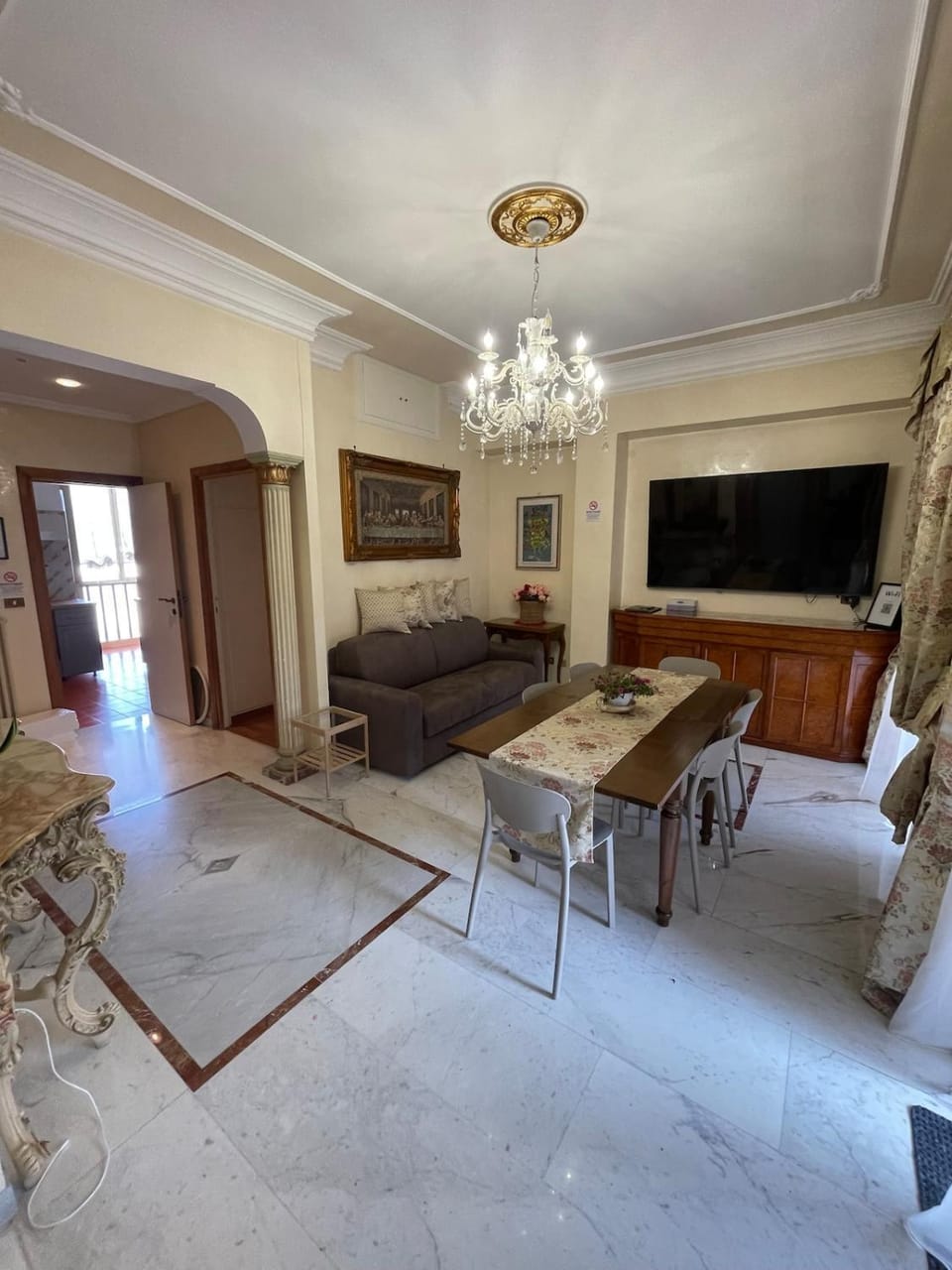 Family Suite Santamaria Apartment in Rome
