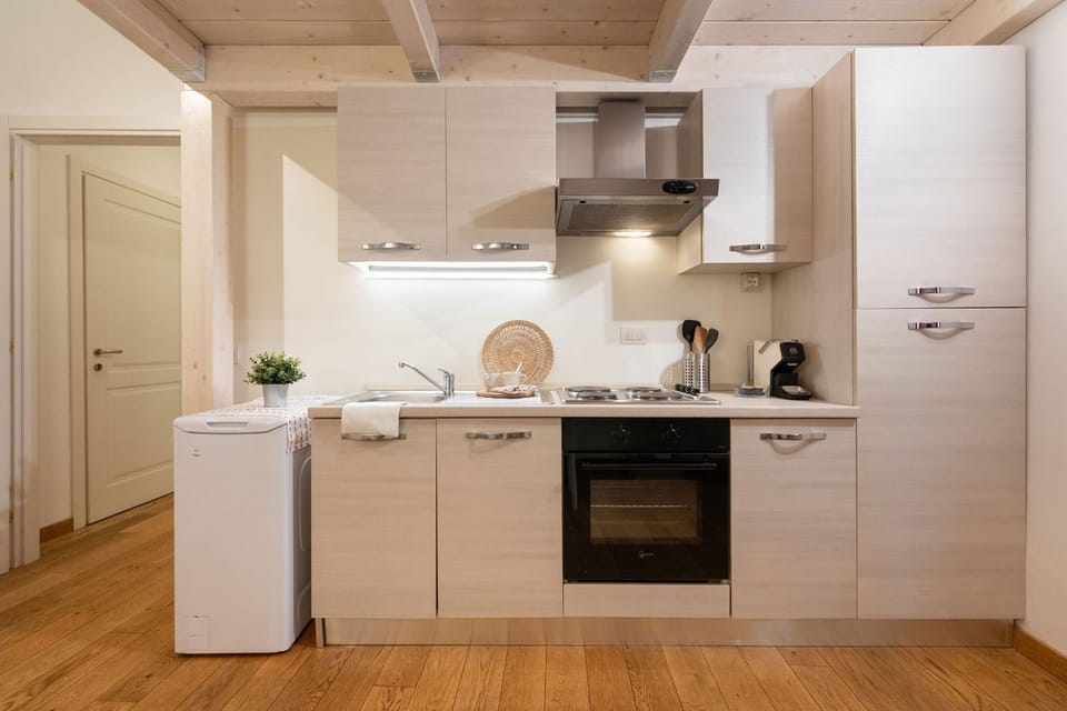 Kitchen or kitchenette, oven, stove