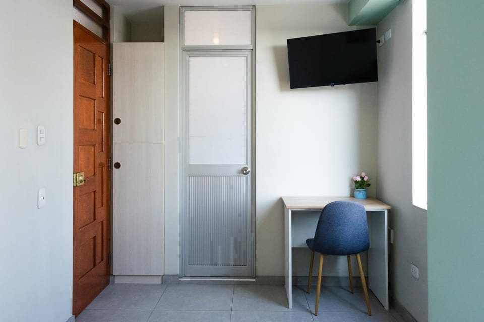 TV and multimedia, Photo of the whole room