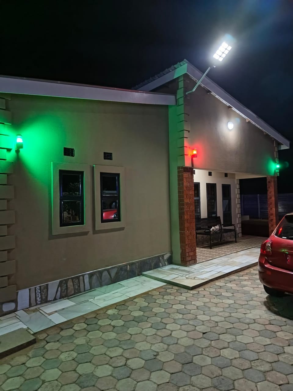 Teka-Teka Apartments And Tours Apartment in Zimbabwe