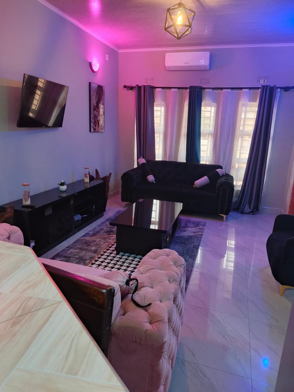 Teka-Teka Apartments And Tours Apartment in Zimbabwe