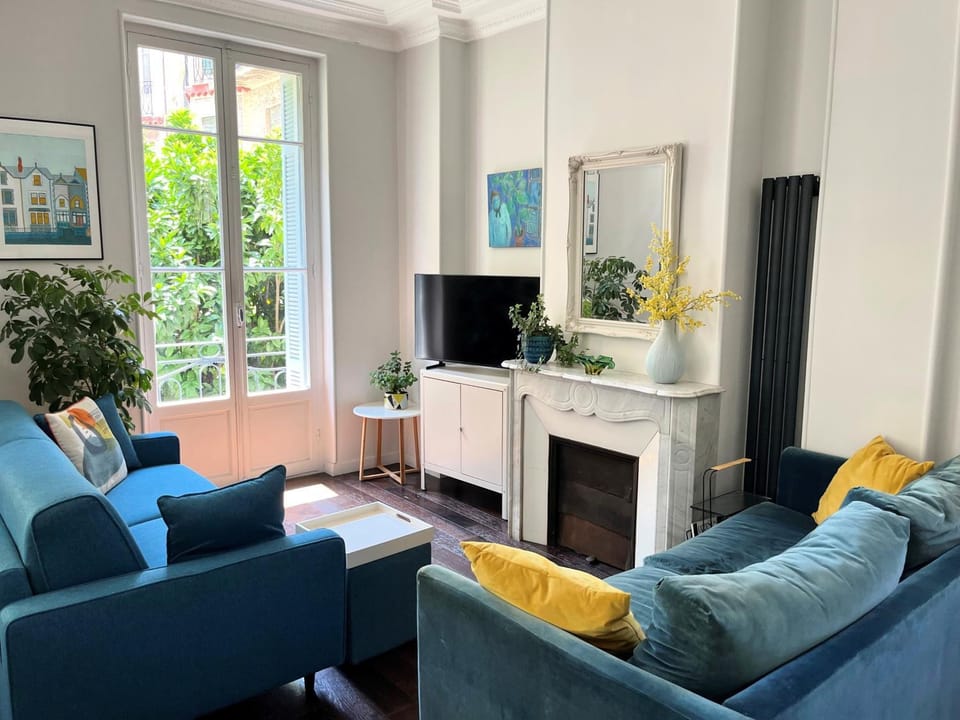TV and multimedia, Living room