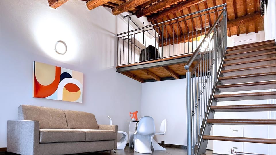 Living room, Seating area, air conditioner