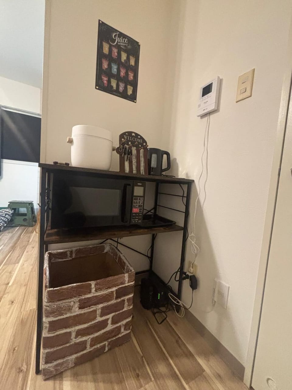 Coffee/tea facilities, Living room, microwave