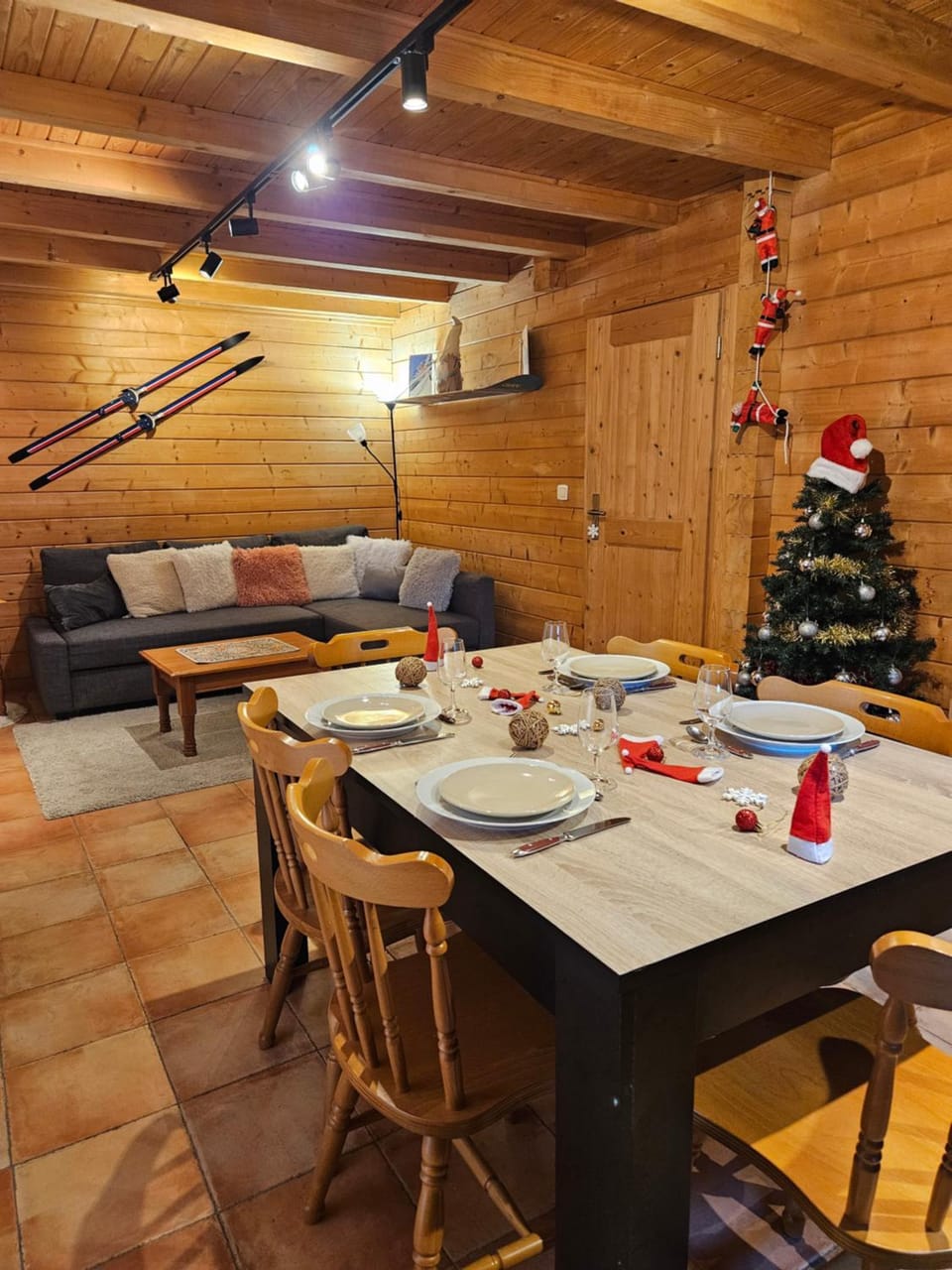 Living room, Dining area