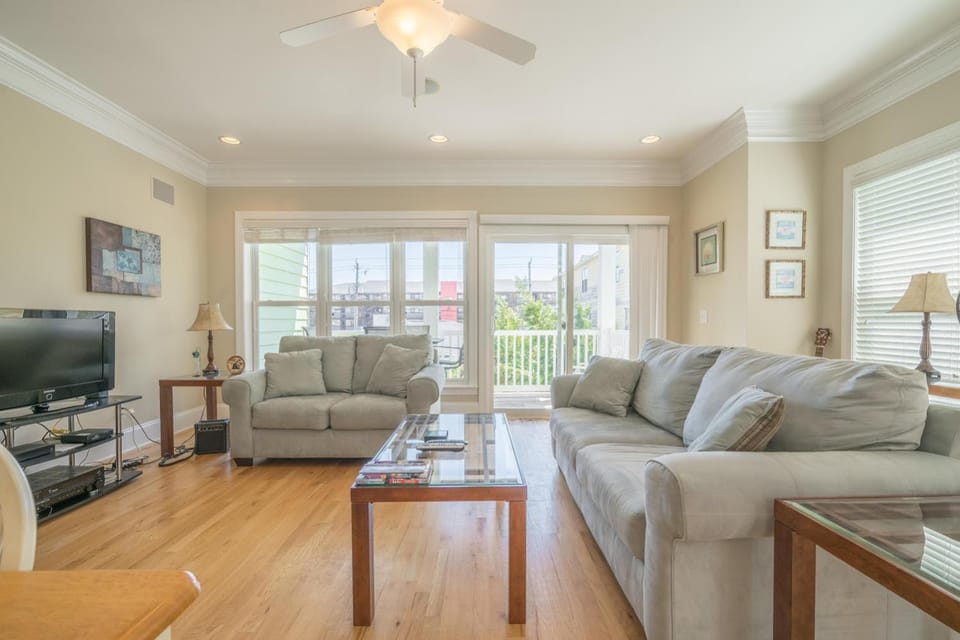 Beach Daze by Carolina Beach Realty House in Carolina Beach