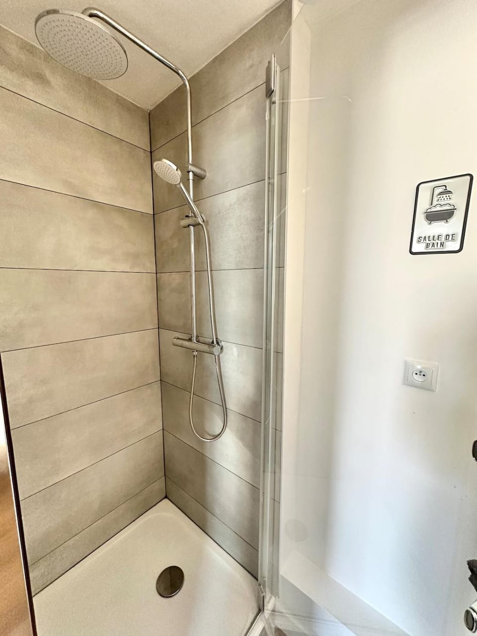 Shower, Bathroom