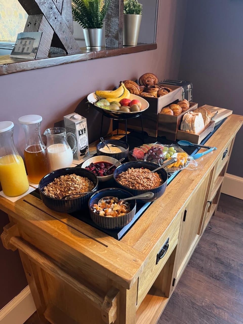 Breakfast, Continental breakfast