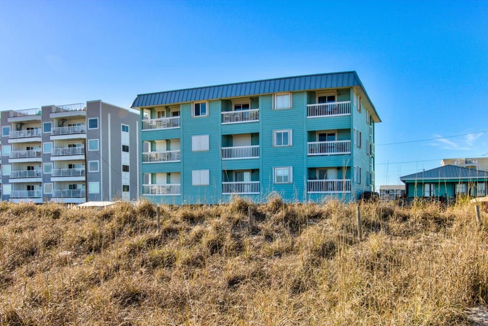 Boardwalk 301 by Carolina Beach Realty Apartment in Carolina Beach