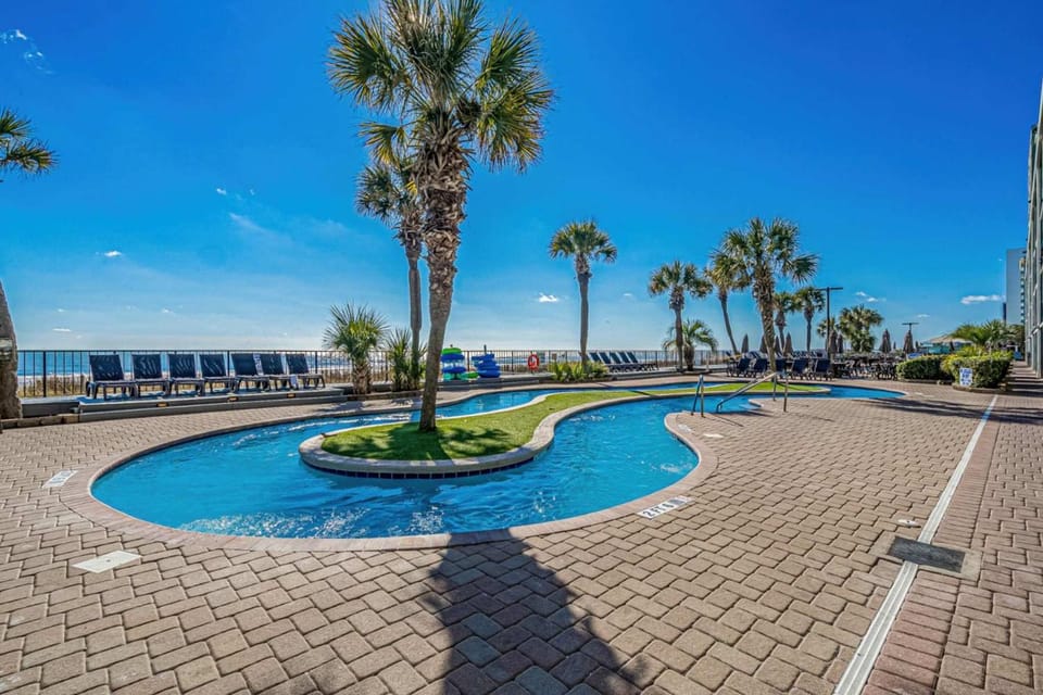 Compass Cove Resort Unit 769 - Oceanfront House in Myrtle Beach