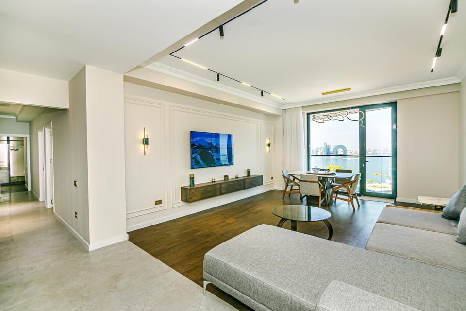TV and multimedia, Living room, Dining area